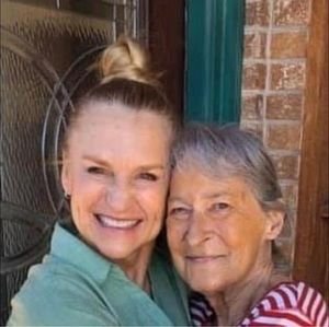 Meet your Posher, Connie